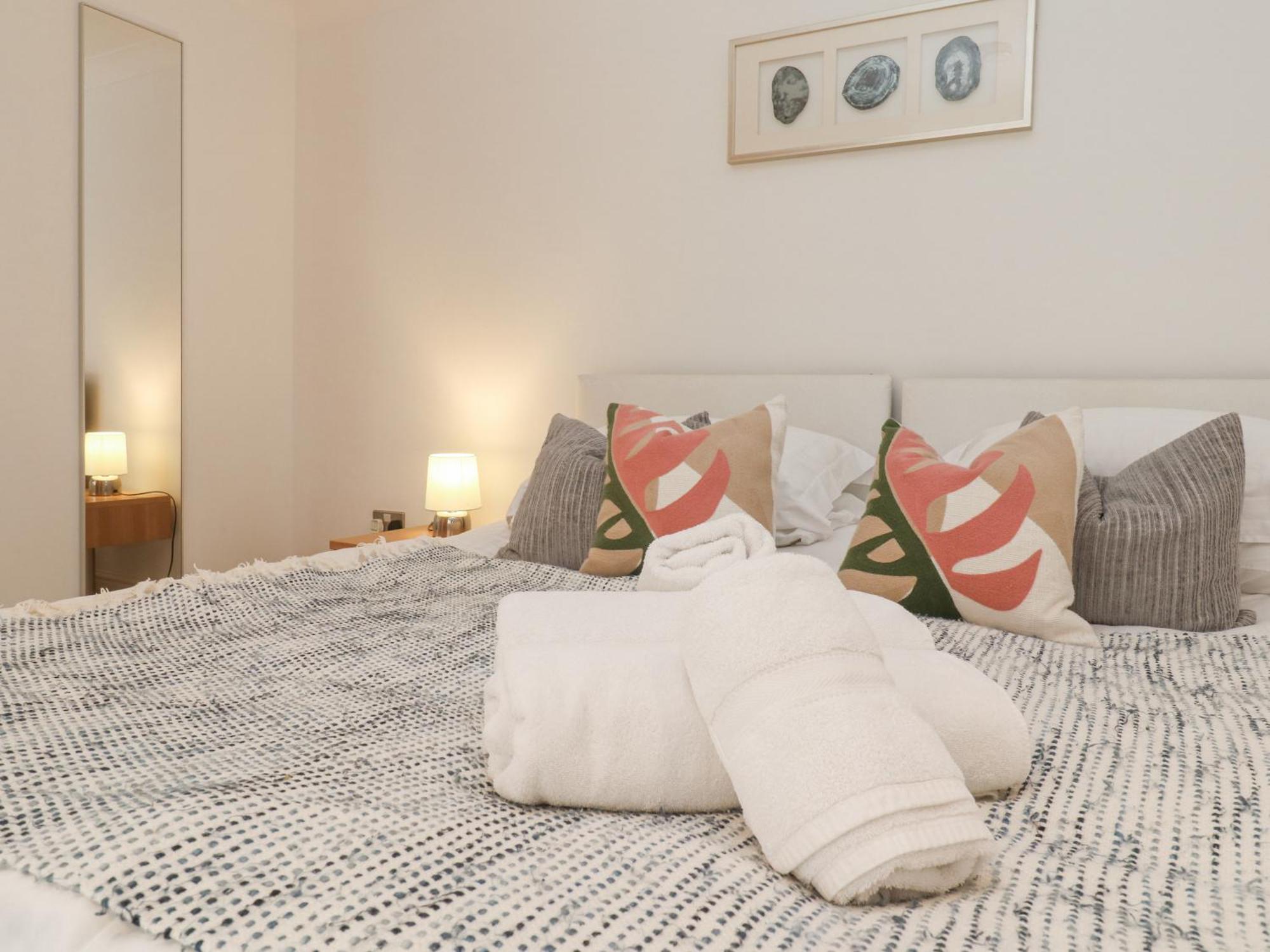 9 Headland Point Apartment Newquay  Bagian luar foto